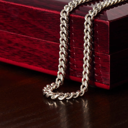 Chain in luxury box